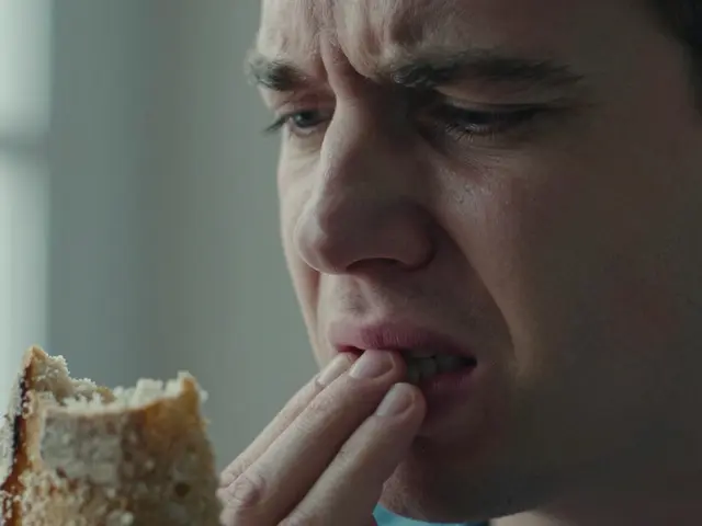 Jak poznat prasklý kořen zubu: Příznaky, diagnostika a léčba