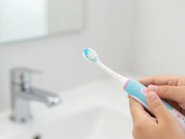 Jaký elektrický zubní kartáček pro děti vybrat v roce 2026? Porovnání Curaprox, Oral-B a Philips